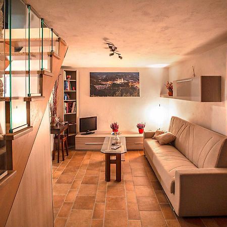 スポレートCasa In Zona Strategicaアパートメント エクステリア 写真